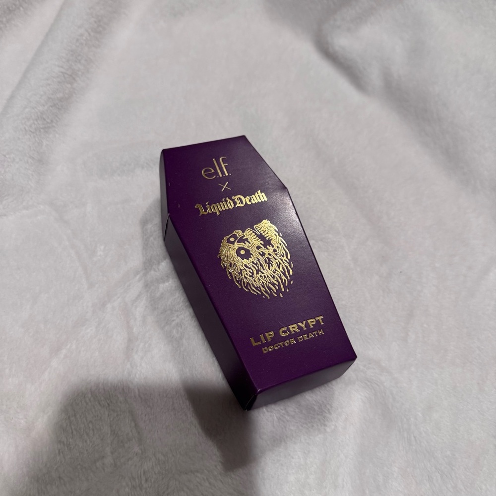 ☀️NEW E.L.F. x Liquid Death Lip Crypt - Doctor Death